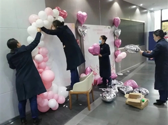 女神节活动|忠信花式送礼，致了不起的每一个“她”