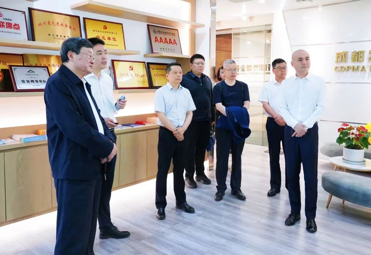 c1d8daa2-dc70-4220-859a-58d9188f4f98